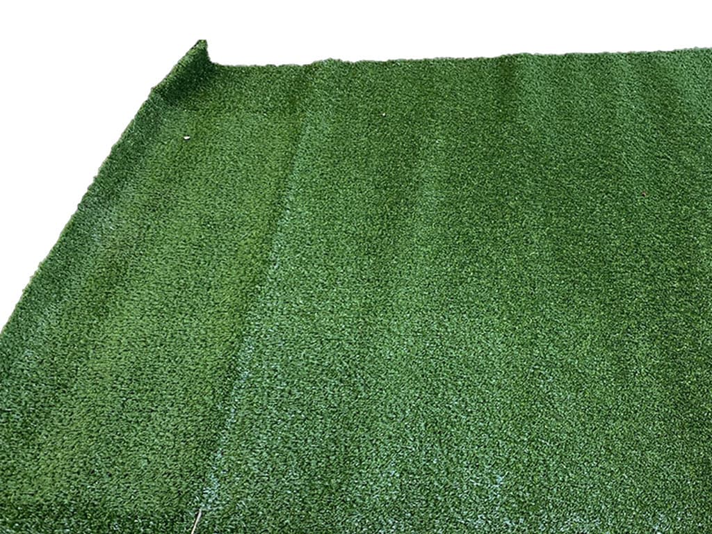 Moquette e Parquet - Promozioni telo di erba sintetica per terrazzi avente dimensione: 4,70 metri x 2,00 metri x 12 millimetri